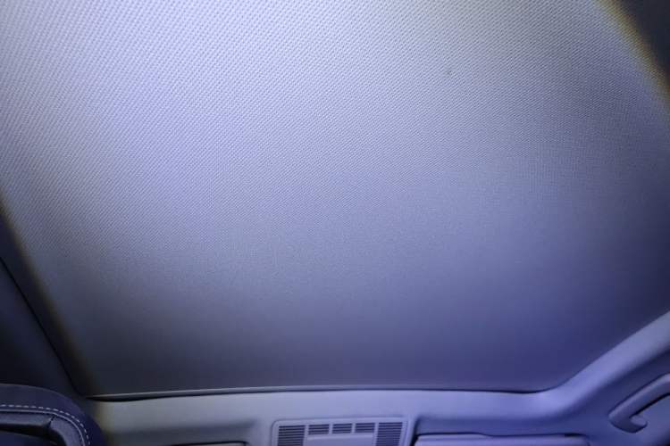 Used Volkswagen Touareg 2020 3.0 TSI Luxury Edition China VI Headliner