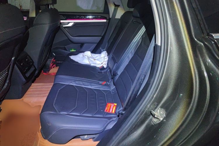 Used Volkswagen Touareg 2020 3.0 TSI Luxury Edition China VI Left Rear Seat