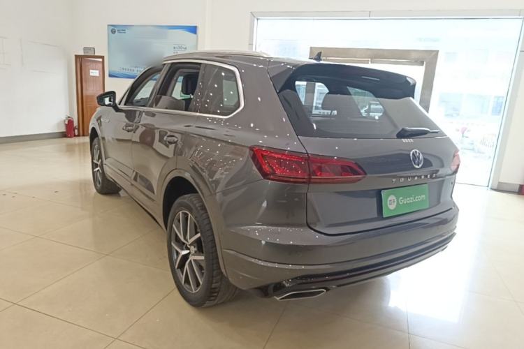 Used Volkswagen Touareg 2020 3.0 TSI Luxury Edition China VI Rear Left 45 Deg