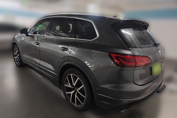 Used Volkswagen Touareg 2020 3.0 TSI Luxury Edition China VI Rear Left 45 Deg