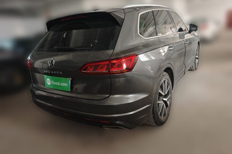 Used Volkswagen Touareg 2020 3.0 TSI Luxury Edition China VI Rear Right 45 Deg
