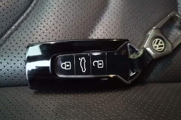 Used Volkswagen Touareg 2020 2.0 TSI RuiShang Edition China VI Standard Vehicle Key