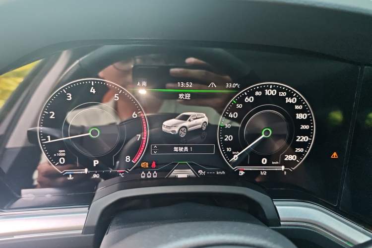 Used Volkswagen Touareg 2020 3.0 TSI Luxury Edition China VI Instrument Cluster