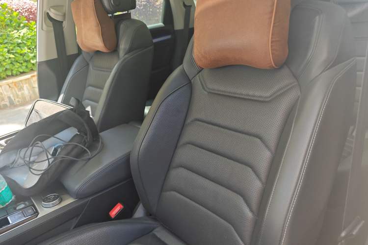 Used Volkswagen Touareg 2020 2.0 TSI RuiShang Edition China VI Standard Left Front Seat