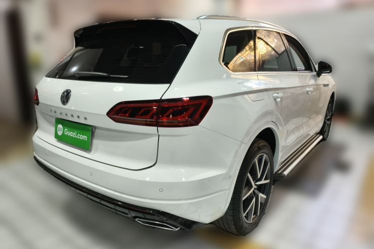 Used Volkswagen Touareg 2020 3.0 TSI Luxury Edition China VI Rear Right 45 Deg