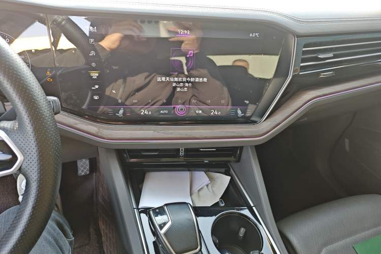 Used Volkswagen Touareg 2021 2.0 TSI RuiShang Edition Audio And AC Panel