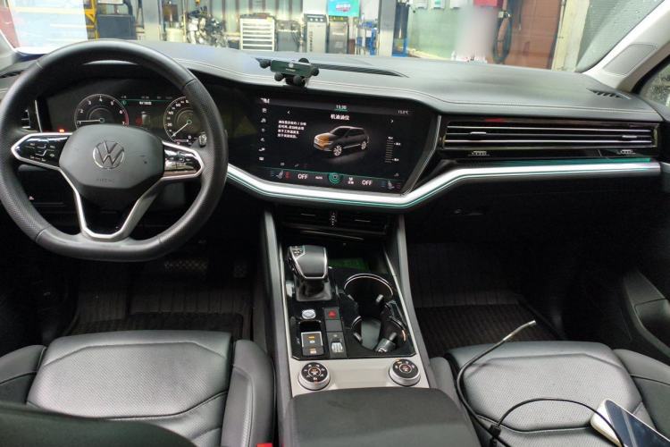 Used Volkswagen Touareg 2021 2.0 TSI RuiShang Edition Center Console