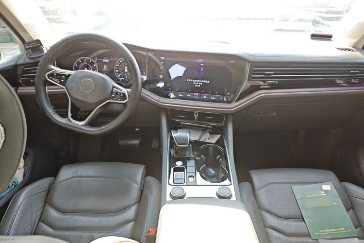 Used Volkswagen Touareg 2021 2.0 TSI RuiShang Edition Center Console