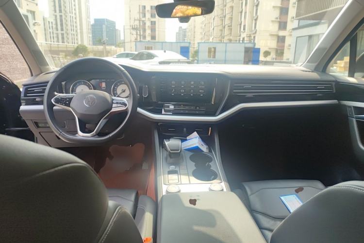 Used Volkswagen Touareg 2021 2.0 TSI Ruiyi Edition Center Console