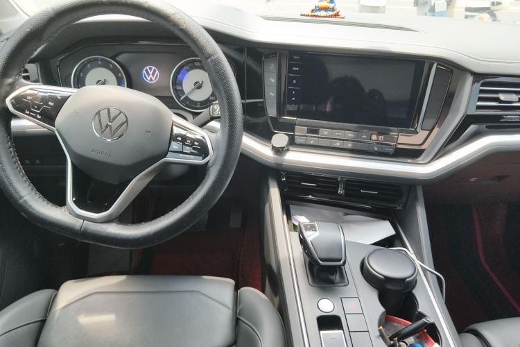 Used Volkswagen Touareg 2021 2.0 TSI RuiShang Edition Center Console