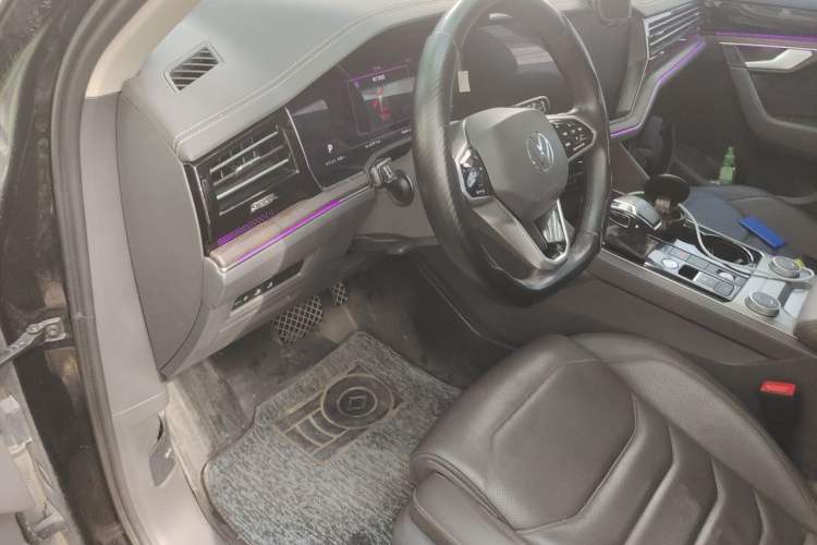 Used Volkswagen Touareg 2021 2.0 TSI RuiShang Edition Driver Seat