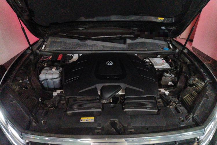 Used Volkswagen Touareg 2021 3.0 TSI Prestige Edition Classic Sport Package Engine Bay
