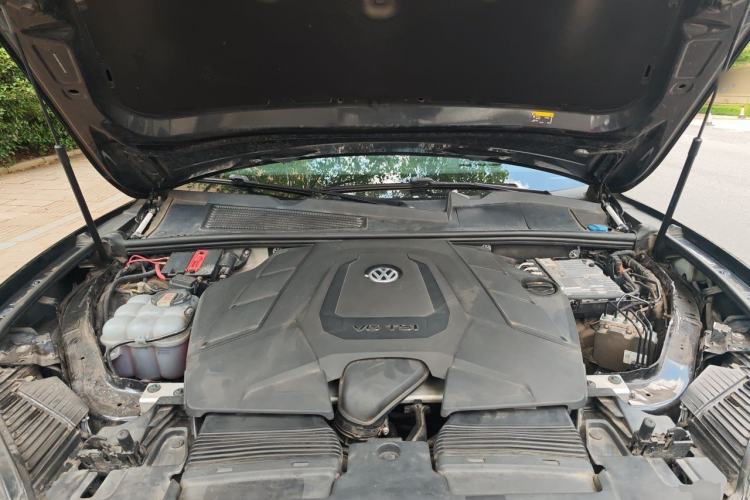 Used Volkswagen Touareg 2021 3.0 TSI Prestige Edition Classic Sport Package Engine Bay