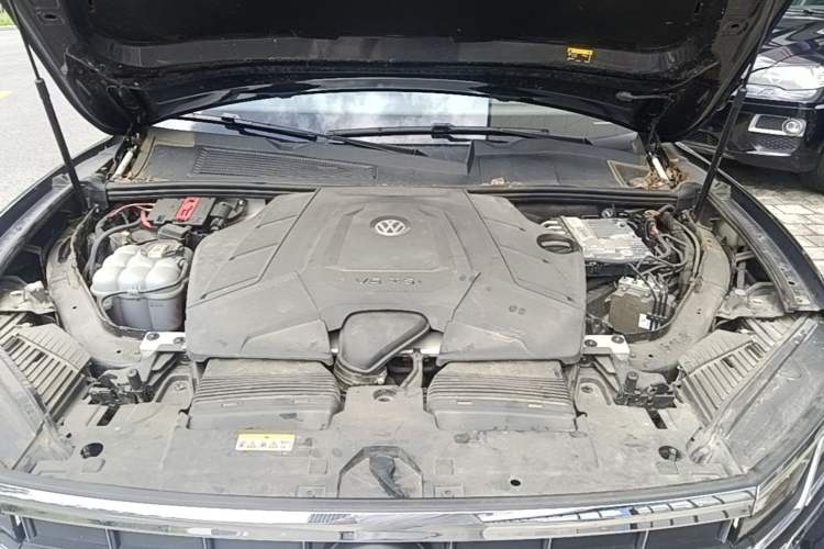 Used Volkswagen Touareg 2021 3.0 TSI Prestige Edition Classic Sport Package Engine Bay