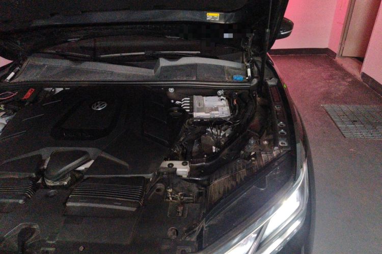 Used Volkswagen Touareg 2021 3.0 TSI Prestige Edition Classic Sport Package Engine Bay Left