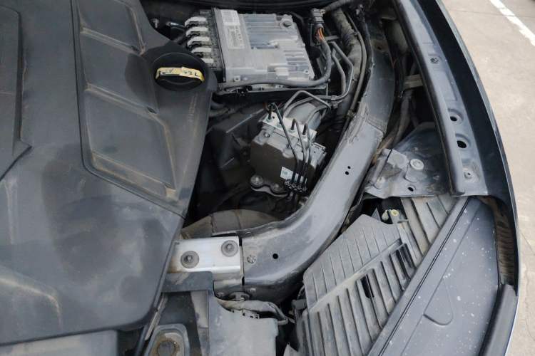 Used Volkswagen Touareg 2021 3.0 TSI Prestige Edition Classic Sport Package Engine Bay Left