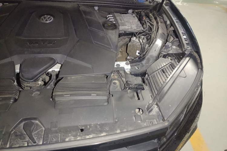 Used Volkswagen Touareg 2021 3.0 TSI Prestige Edition Classic Sport Package Engine Bay Left