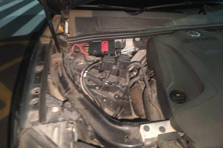 Used Volkswagen Touareg 2021 2.0 TSI RuiShang Edition Engine Bay Right