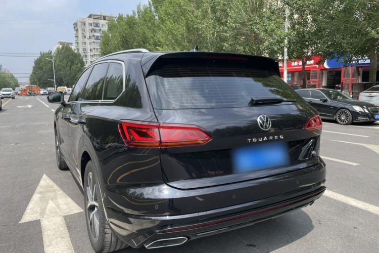 Used Volkswagen Touareg 2021 3.0 TSI Prestige Edition Classic Sport Package Exterior 2