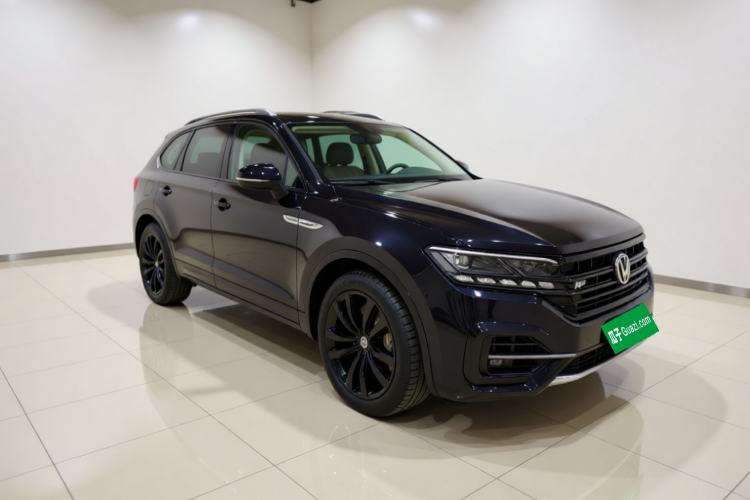 Used Volkswagen Touareg 2021 3.0 TSI Prestige Edition Exterior 2