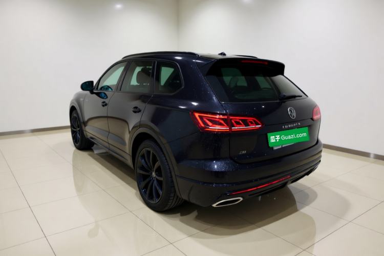 Used Volkswagen Touareg 2021 3.0 TSI Prestige Edition Exterior 3