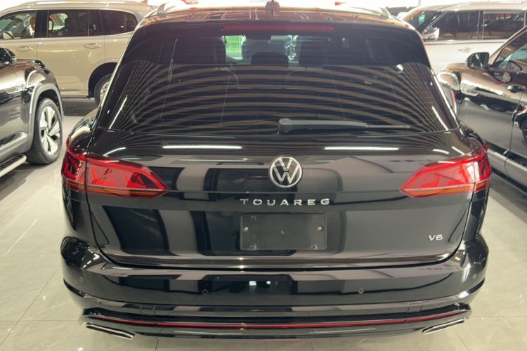 Used Volkswagen Touareg 2021 3.0 TSI Prestige Edition Classic Sport Package Exterior 4