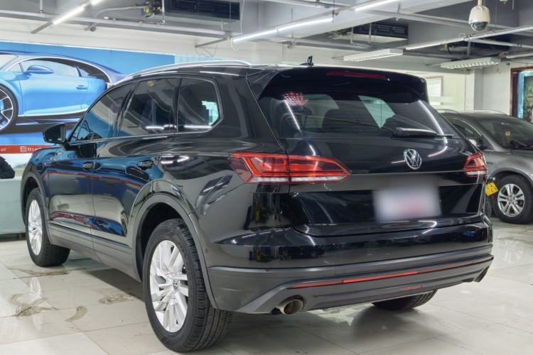 Used Volkswagen Touareg 2021 2.0 TSI Flagship Special Edition Exterior 4