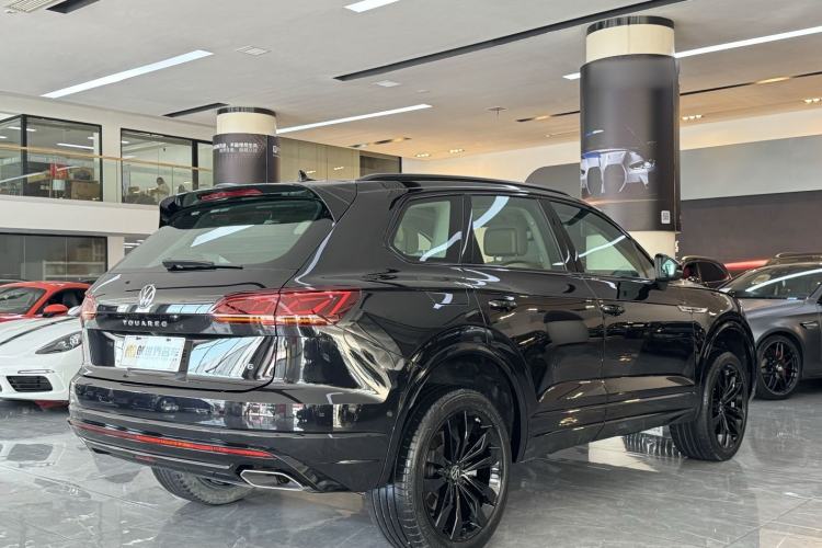 Used Volkswagen Touareg 2021 3.0 TSI Prestige Edition Exterior 4