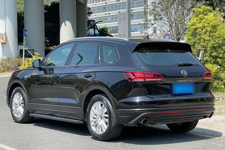 Used Volkswagen Touareg 2021 2.0 TSI Flagship Special Edition Exterior 5