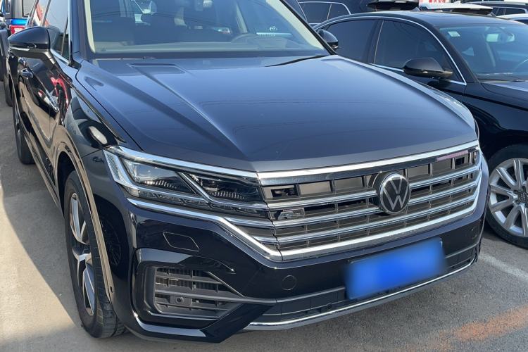 Used Volkswagen Touareg 2021 3.0 TSI Prestige Edition Classic Sport Package Exterior 5