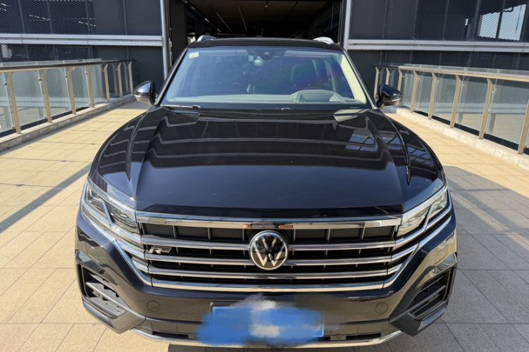 Used Volkswagen Touareg 2021 3.0 TSI Prestige Edition Classic Sport Package Exterior 6