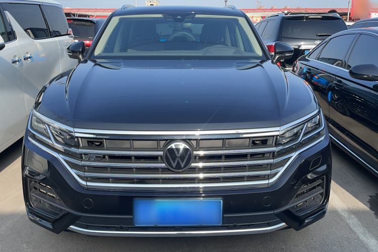 Used Volkswagen Touareg 2021 3.0 TSI Prestige Edition Classic Sport Package Exterior 6