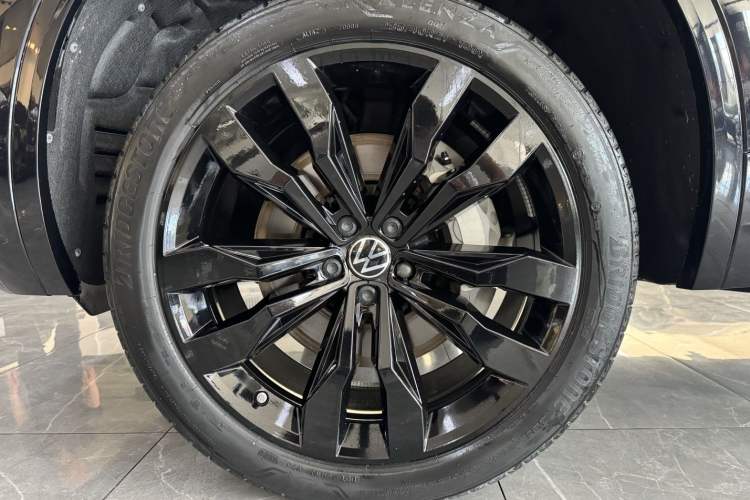 Used Volkswagen Touareg 2021 3.0 TSI Prestige Edition Exterior 6