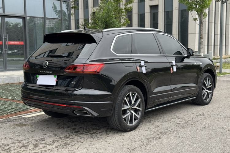Used Volkswagen Touareg 2021 3.0 TSI Prestige Edition Classic Sport Package Exterior 7