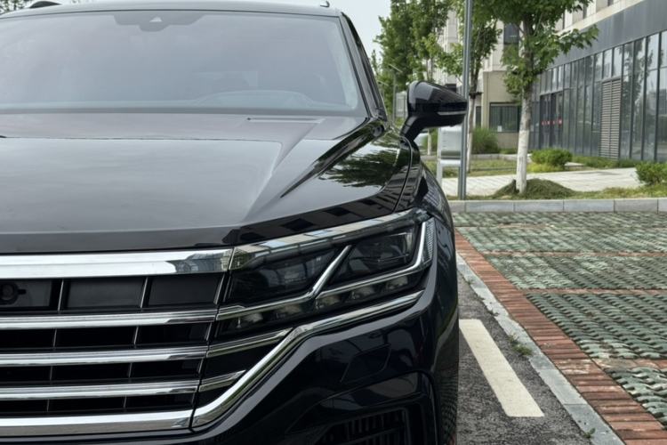 Used Volkswagen Touareg 2021 3.0 TSI Prestige Edition Classic Sport Package Exterior 9