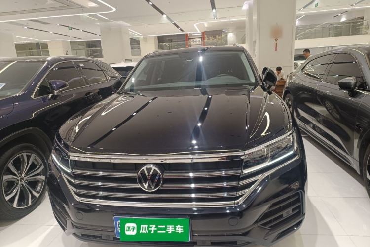 Used Volkswagen Touareg 2021 2.0 TSI Flagship Special Edition Front