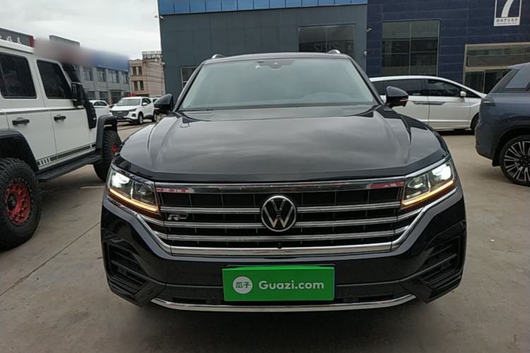 Used Volkswagen Touareg 2021 2.0 TSI RuiShang Edition Front