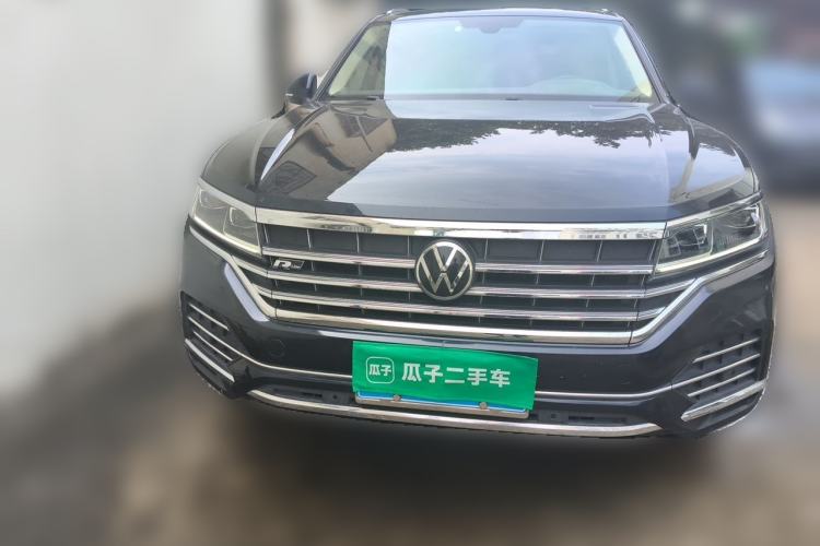 Used Volkswagen Touareg 2021 2.0 TSI Ruiyi Edition Front