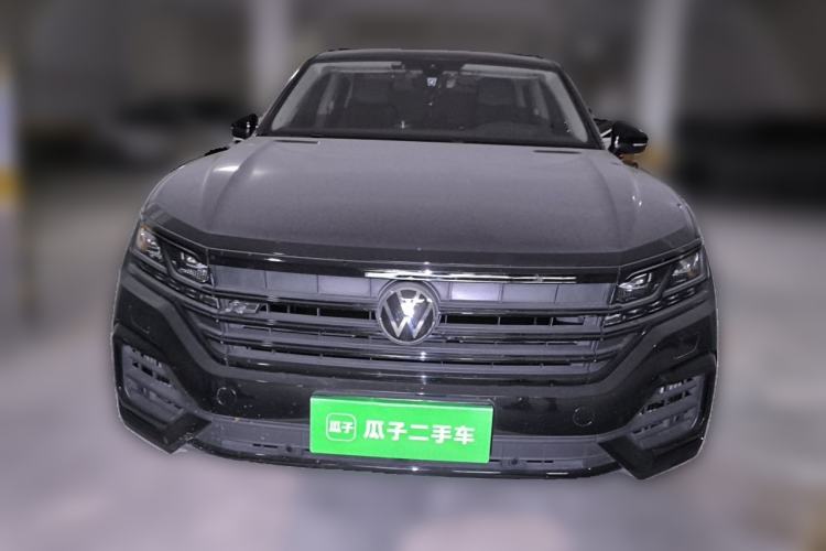 Used Volkswagen Touareg 2021 3.0 TSI Luxury Edition Black Diamond Sport Package Front