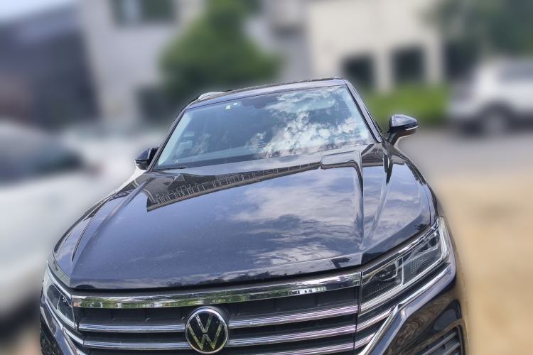 Used Volkswagen Touareg 2021 2.0 TSI RuiShang Edition Front