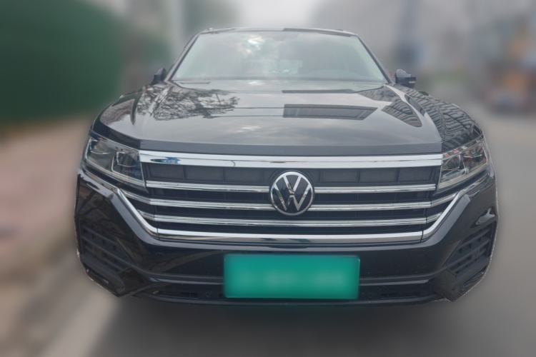 Used Volkswagen Touareg 2021 2.0 TSI Flagship Special Edition Front