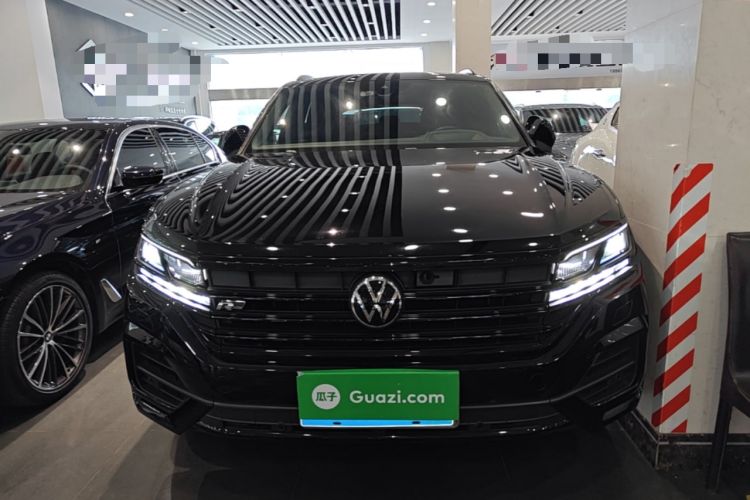 Used Volkswagen Touareg 2021 3.0 TSI Prestige Edition Front