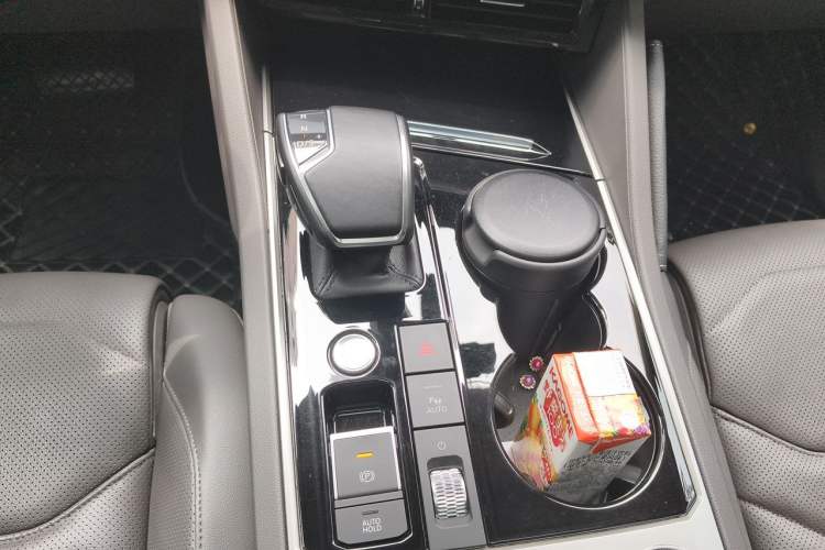 Used Volkswagen Touareg 2021 3.0 TSI Prestige Edition Classic Sport Package Gear Lever