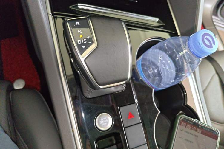 Used Volkswagen Touareg 2021 2.0 TSI RuiShang Edition Gear Lever