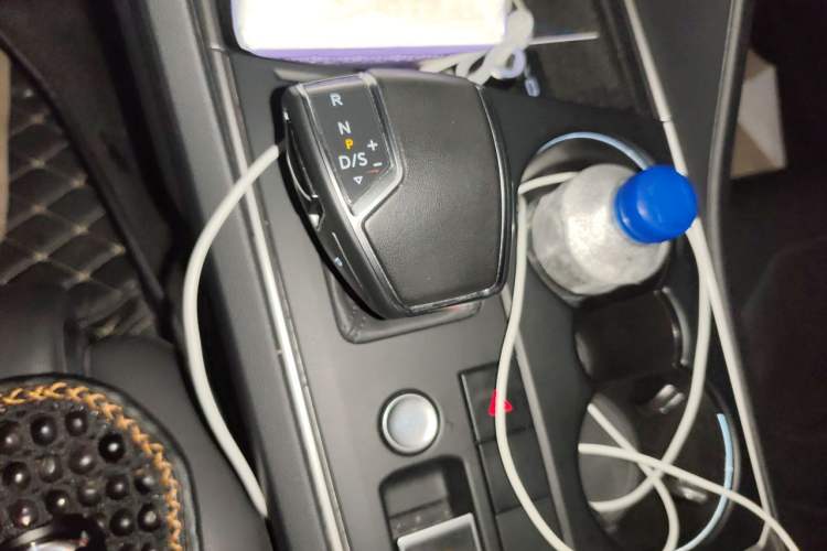 Used Volkswagen Touareg 2021 2.0 TSI Flagship Special Edition Gear Lever