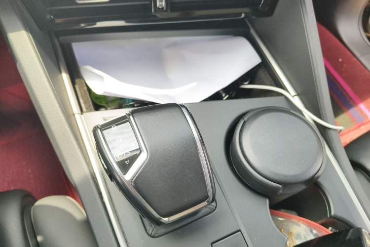Used Volkswagen Touareg 2021 2.0 TSI RuiShang Edition Gear Lever