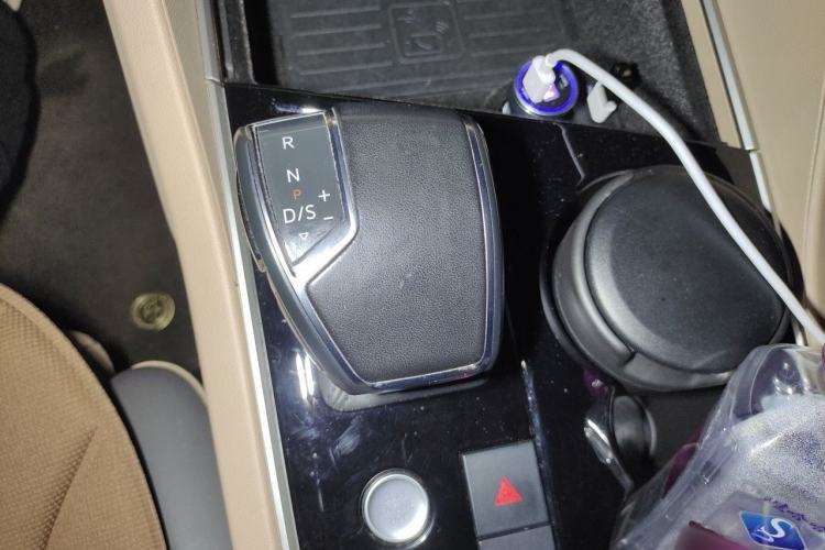 Used Volkswagen Touareg 2021 3.0 TSI Prestige Edition Gear Lever