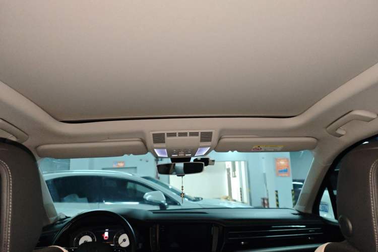 Used Volkswagen Touareg 2021 2.0 TSI Flagship Special Edition Headliner