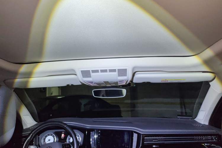 Used Volkswagen Touareg 2021 2.0 TSI Flagship Special Edition Headliner