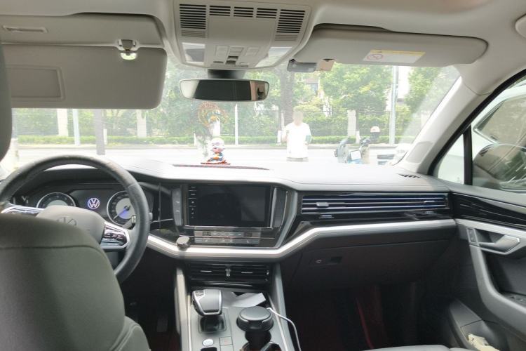Used Volkswagen Touareg 2021 2.0 TSI RuiShang Edition Headliner